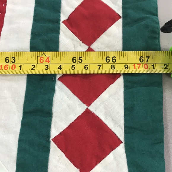 Vintage Christmas Table Runner - Picture 5 of 10